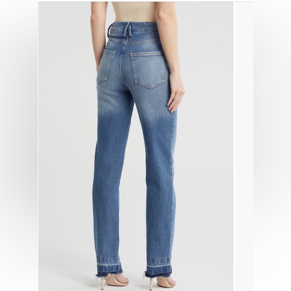 Good American Light Blue Straight Leg Jeans - Picture 2 of 3